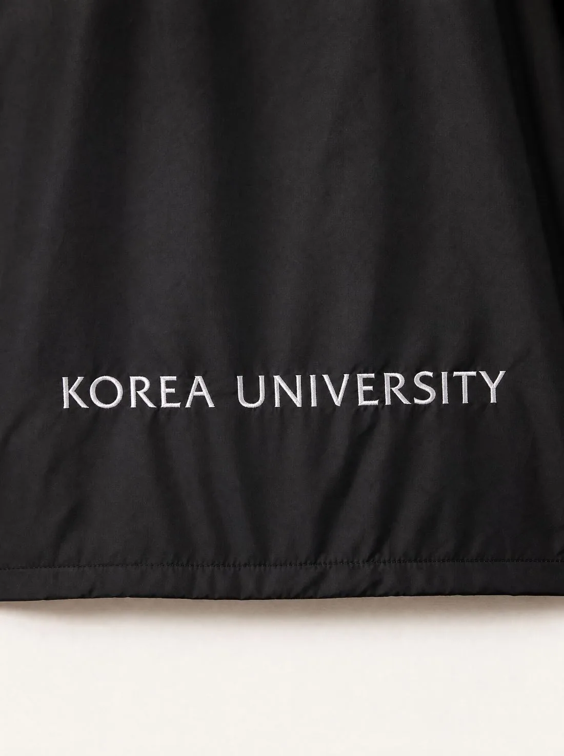 등판 하단 자수